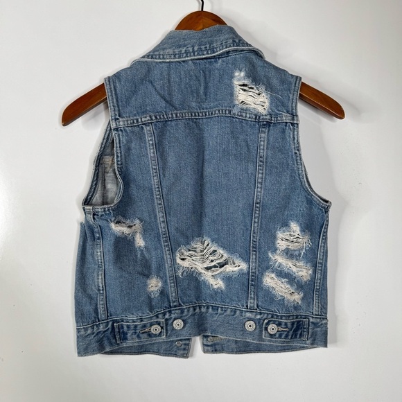 Levi’s Distressed Denim Vest Size Xsmall - Picture 2 of 4